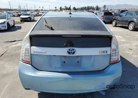 2013 Toyota Prius Plug-In z USA, uszkodzony, nr VIN JTDKN3DP5D3035057